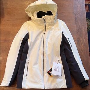 NWT Women’s Sz6 Spyder Ski Jacket